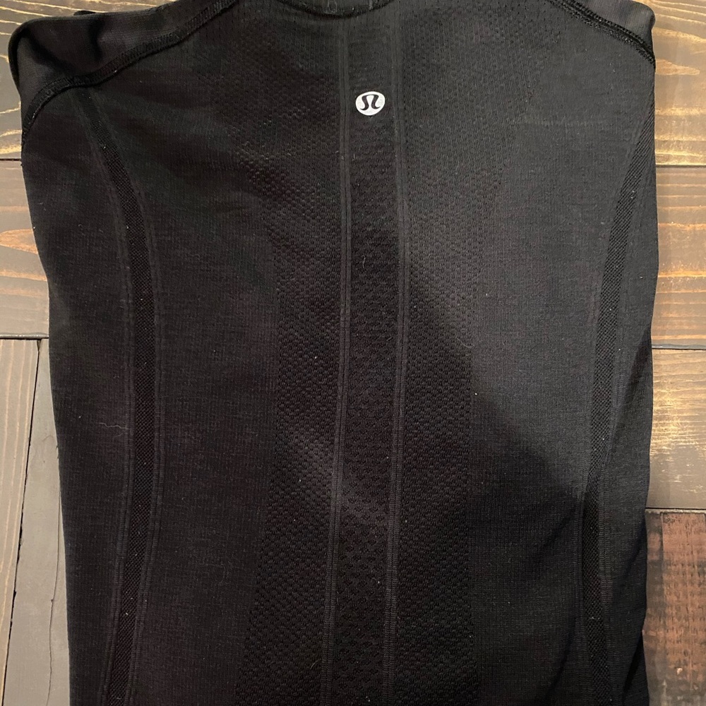 LULULEMON SWIFTLY